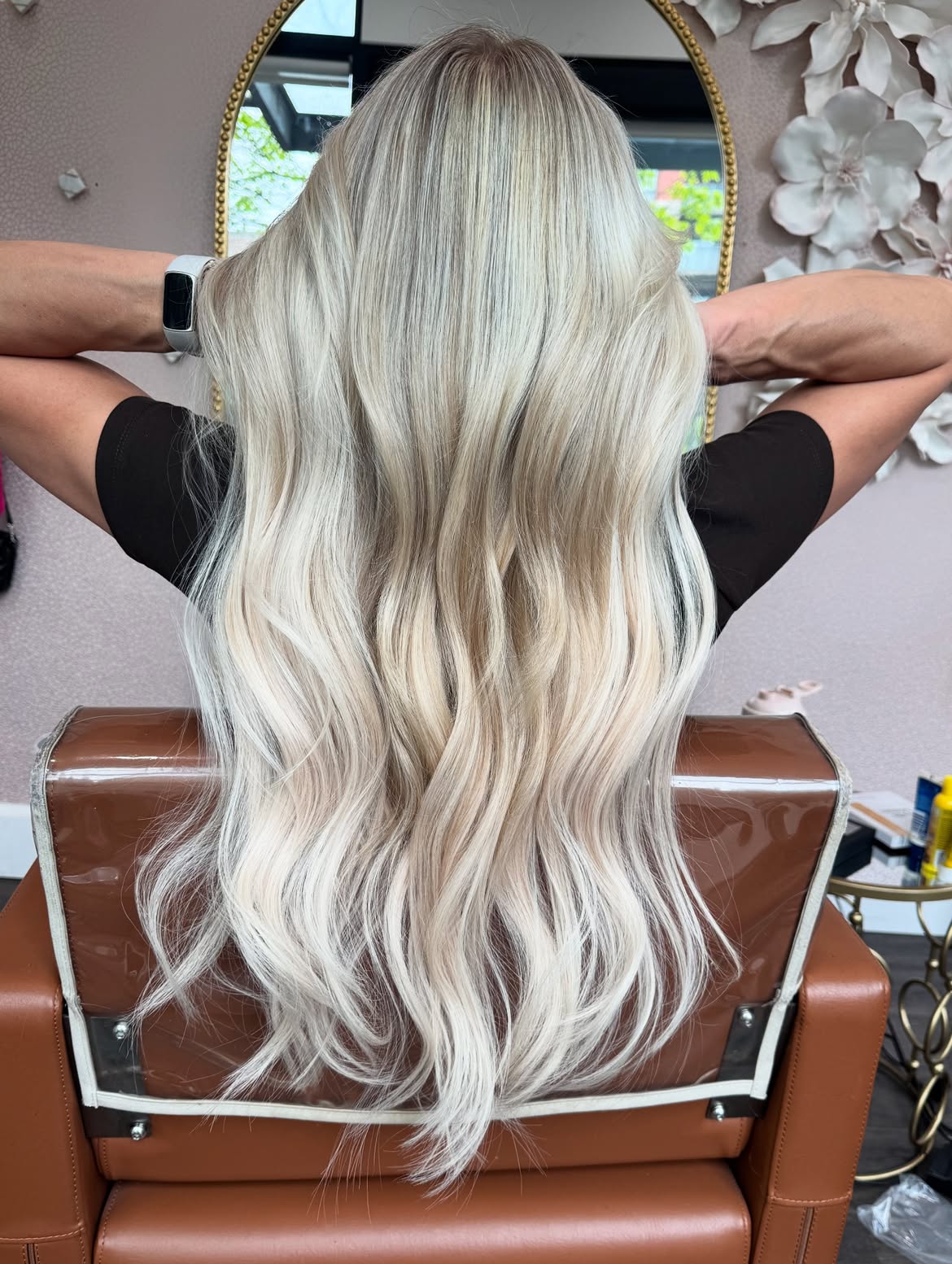 Warm-cool blended blonde